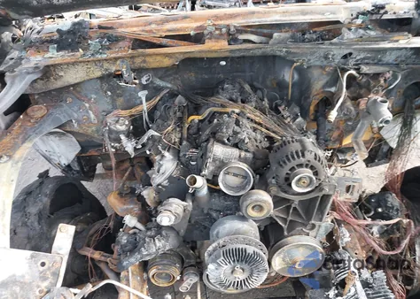 2004 Chevrolet Avalanche из США, поврежденный, VIN 3GNEK12T14G148857